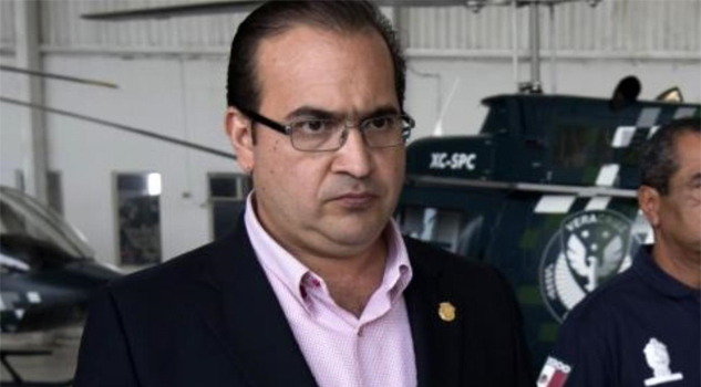 Pedirán reintegro de dinero hallado en casa de suegro de Javier Duarte Pedirán reintegro de dinero hallado en casa de suegro de Javier Duarte
