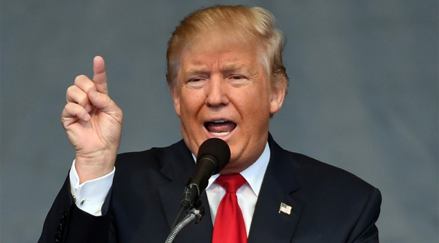 Trump busca destruir la barrera entre Iglesia y Estado Trump busca quiere destruír la barrera entre Iglesia y Estado