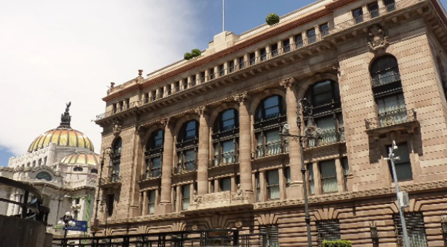Banxico elevará su tasa de interés en 50 puntos base tasa de interés en 50 puntos base