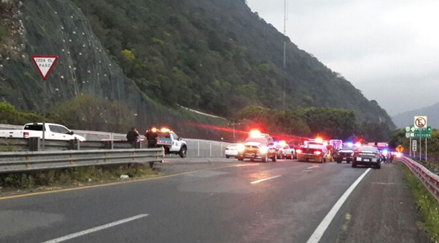 50 hombres armados atacan comisaría de la Policía Federal 50 hombres armados atacan comisaría de la Policía Federal