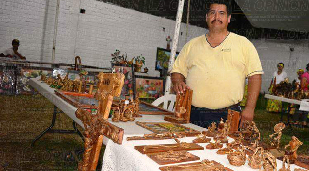 Artesanos tlapacoyenses asisten a Cumbre Tajín Artesanos tlapacoyenses asisten a Cumbre Tajín