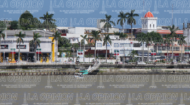 Canadá se apodera del puerto tuxpeño Canadá se apodera del puerto tuxpeño