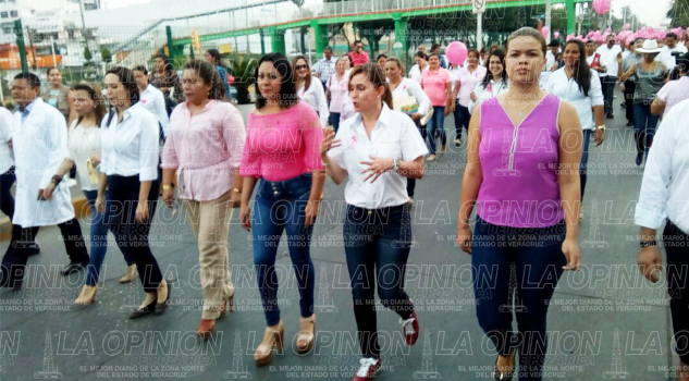 Conmemoran el Día Internacional de la Mujer Conmemoran del Día Internacional de la Mujer