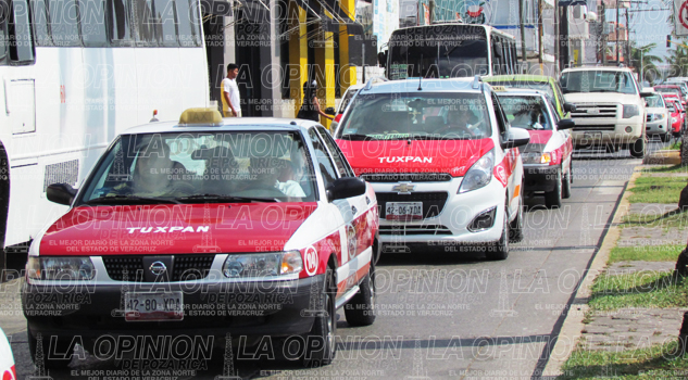 Continúan quejas por incremento en pasaje Continúan quejas por incremento en pasaje