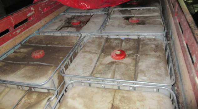 Decomisan combustible ilegal Decomisan combustible ilegal