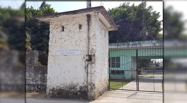 Denuncian a aspirante a la presidencia Denuncian a aspirante a la presidencia