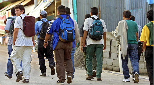 Deporta EU a tres veracruzanos Deporta EU a tres veracruzanos