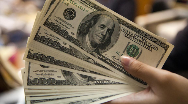 Dólar pierde 0.75% frente al peso Dólar pierde 0.75% frente al peso