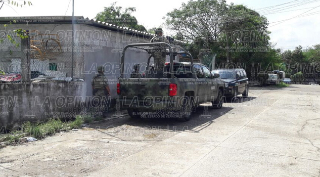Lanzan amenaza de masacre en la telesecundaria Vicente Guerrero Evacuan a alumnos de telesecundaria por mensaje amenazador en Facebook
