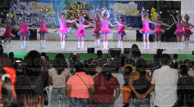 Ilumina Opifest a la plaza cívica Ilumina Opifest a la plaza cívica