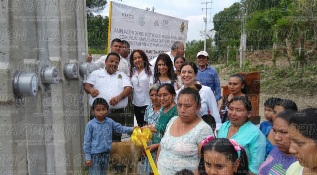 Inauguran red eléctrica en la comunidad Rancho Puente Morelos Inauguran red eléctrica en la comunidad Rancho Puente Morelos
