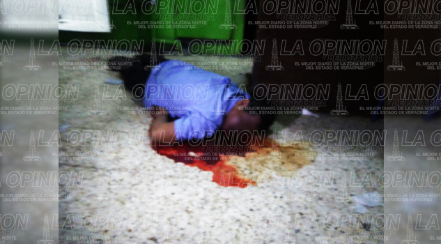 Lo matan a puñaladas en el interior de un bar Lo matan a puñaladas en el interior de un bar