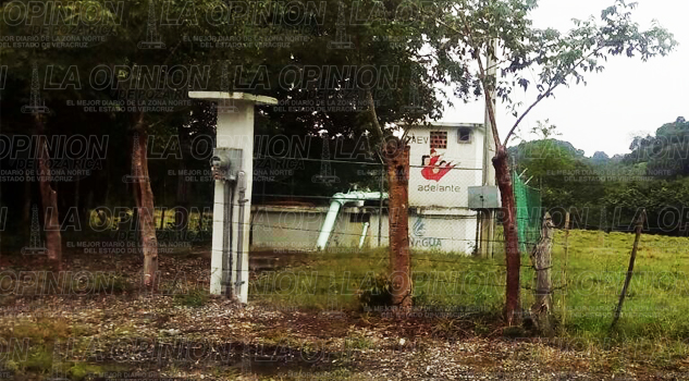 Desvían recursos que donó Pemex Los trabajos de rehabilitación de los accesos a la zona arqueológica El Tajín son apenas unos “mejoralitos” que permanecerán el tiempo