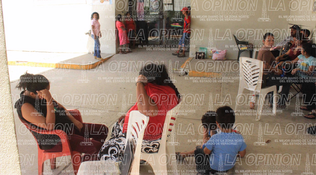 Muere niña de madre con VIH Muere niña de madre con VIH