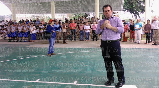 Supervisa José Yunes los trabajos en el puente Barriles-Bicentenario Supervisa José Yunes los trabajos en el puente Barriles-Bicentenario