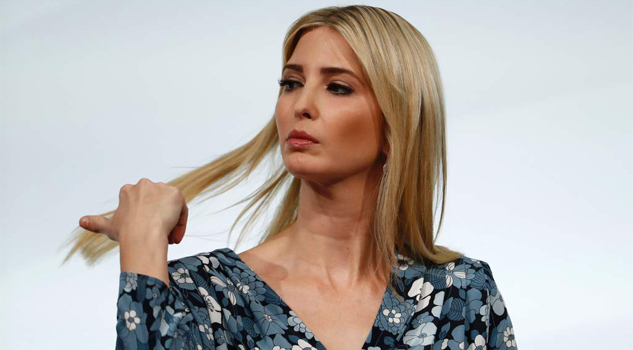 Abuchean a Ivanka Trump al defender a su padre Abuchean a Ivanka Trump al defender a su padre