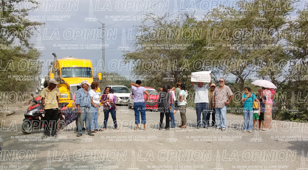 Bloquean puente Ánahuac Bloquean puente Ánahuac