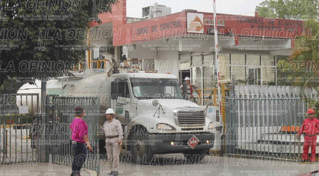 Bomba de tiempo; terminal de almacenamiento Bomba de tiempo; terminal de almacenamiento