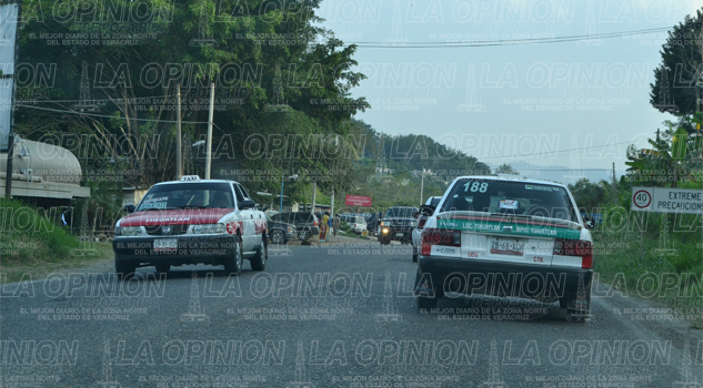 Deficiente servicio a las comunidades Deficiente servicio a las comunidades