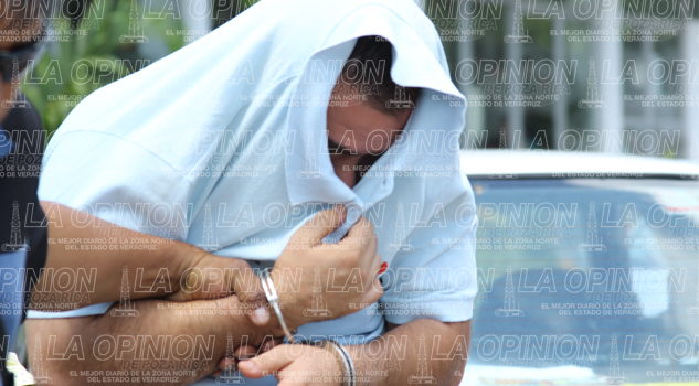 Detienen a petrolero por violar a su hija de 4 años Detienen a petrolero por violar a su hija de 4 años