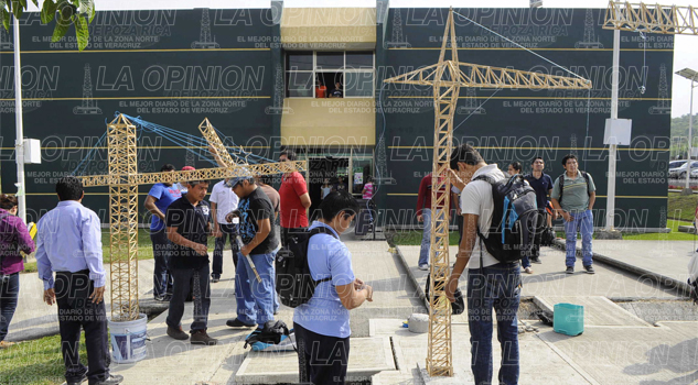 Ingenieros sin chamba Ingenieros sin chamba