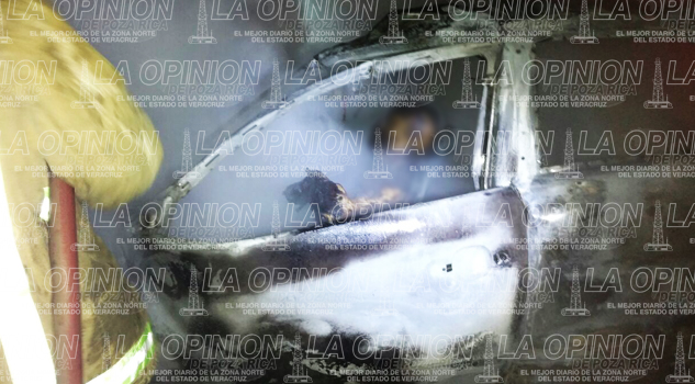 Muere conductor calcinado en accidente carretero Muere conductor calcinado en accidente carretero