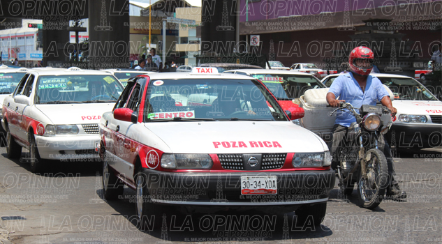 Taxistas rechazan reordenamiento Taxistas rechazan reordenamiento