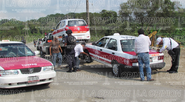 Tiemblan taxistas; refuerzan operativos en Zona Norte Tiemblan taxistas; refuerzan operativos en Zona Norte