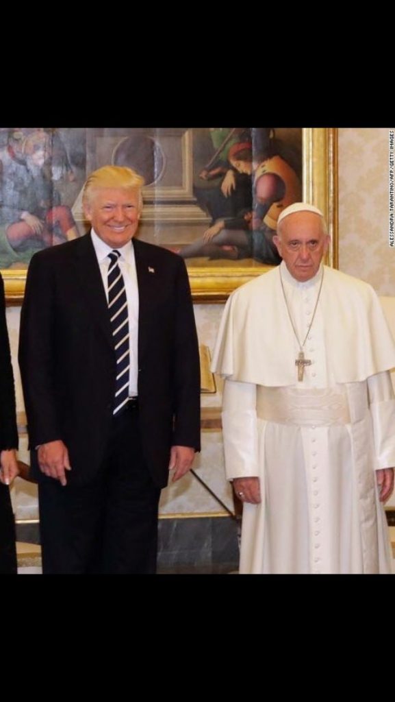 Y así el rostro del Papa tras la visita de Trump