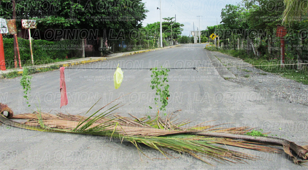 Cierran acceso hacia Cinco Poblados Cierran acceso hacia Cinco Poblados