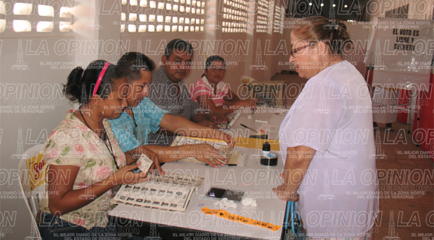 Desangeladas campañas para la presidencia Desangeladas campañas para la presidencia