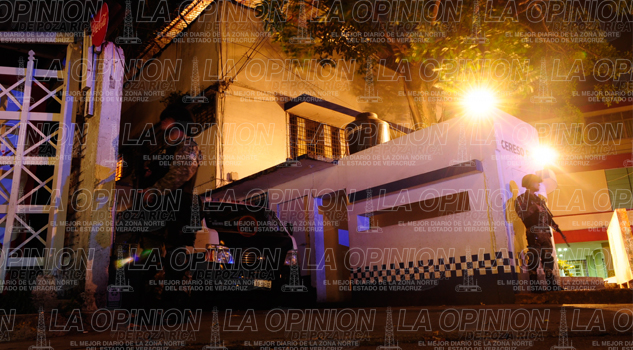 Detienen a "cobradores de piso" Detienen a "cobradores de piso"