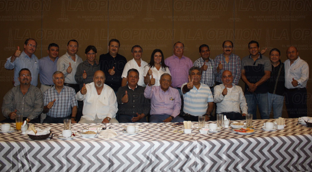 Diana Álvarez es la solución; afirman empresarios Diana Álvarez es la solución; afirman empresarios