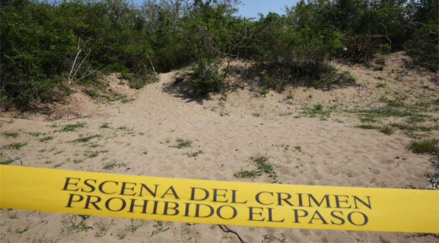Encuentran más fosas clandestinas Encuentran más fosas clandestinas