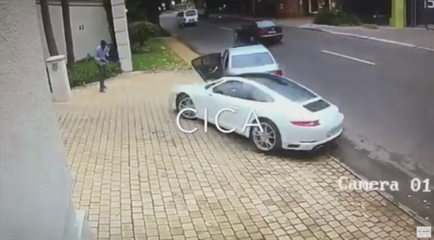 Logró escapar de un asalto con solo dos movimientos de piloto de F1 Logró escapar de un asalto con solo dos movimientos de piloto de F1