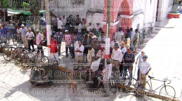 Luchan para cuidar laguna Luchan para cuidar laguna