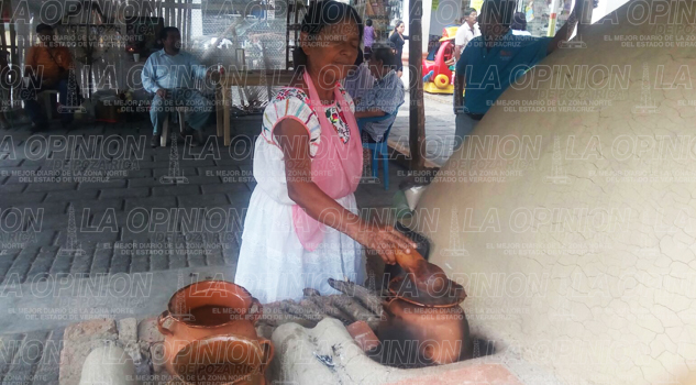 No se celebra a las madres en la cultura totonaca No se celebra a las madres en la cultura totonaca