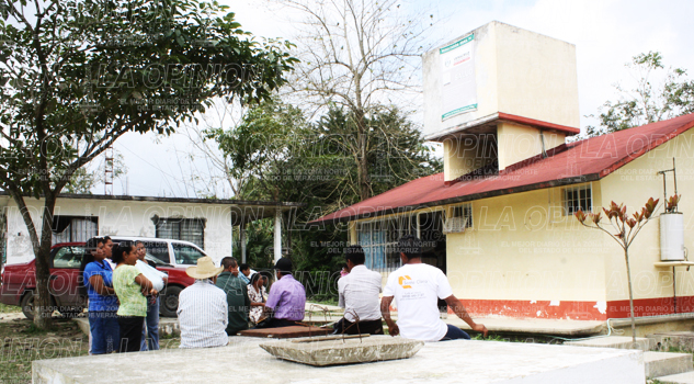 Persiste desabasto de medicinas Persiste desabasto de medicinas