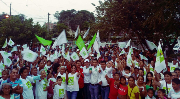 Por gobierno de vocación social Por gobierno de vocación social