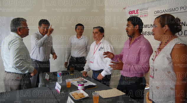 Se echa para atrás candidato del PRI Se echa para atrás candidato del PRI