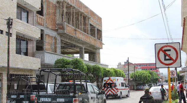Se mata albañil al caer de una construcción Se mata albañil al caer de una construcción