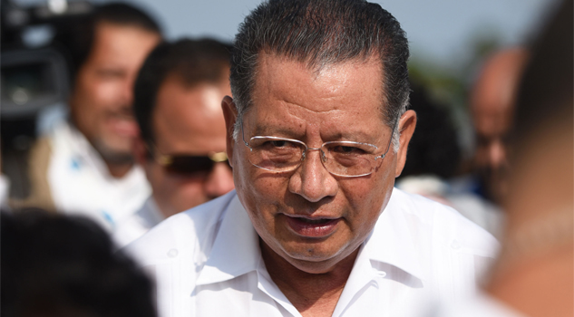 Suspenden Notaria de Flavino Ríos Suspenden Notaria de Flavino Ríos