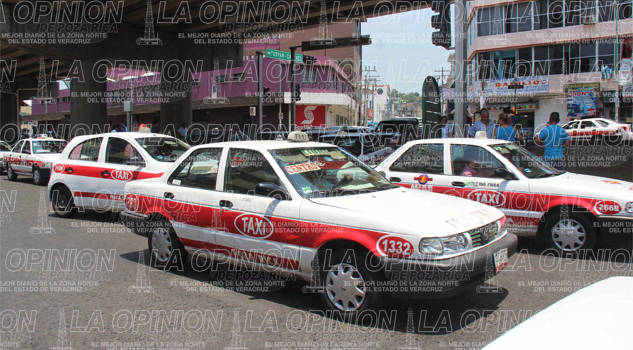 Taxistas, en la mira de autoridades Taxistas, en la mira de autoridades