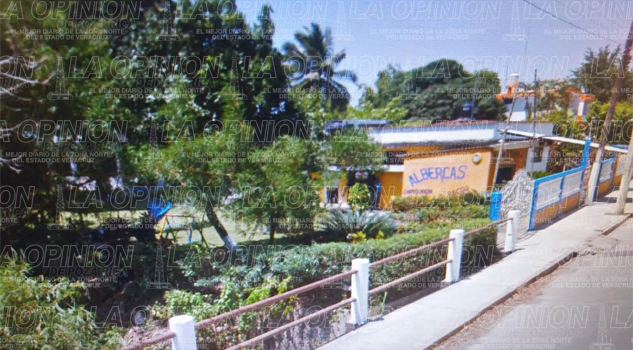 Víctimas de robo en las albercas Víctimas de robo en las albercas