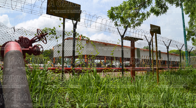 6 encapuchados asaltan instalaciones petroleras 6 encapuchados asaltan instalaciones petroleras