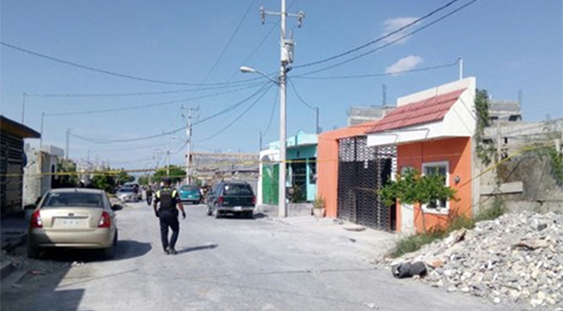 Asesinó a sus secuestradores y huyó Asesinó a sus secuestradores y huyó