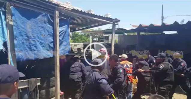 VIDEO: Rescatan a dos que cayeron a un pozo los rescatan del pozo