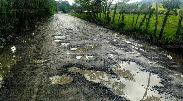 Camino de Chichilintla a Santa Ana en pésimas condiciones Camino de Chichilintla a Santa Ana en pésimas condiciones