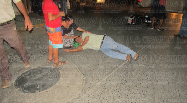 Camioneta embiste a motociclistas