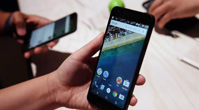 Más de 5 mil millones de personas ya tienen celular Cinco millones personas ya tienen celular